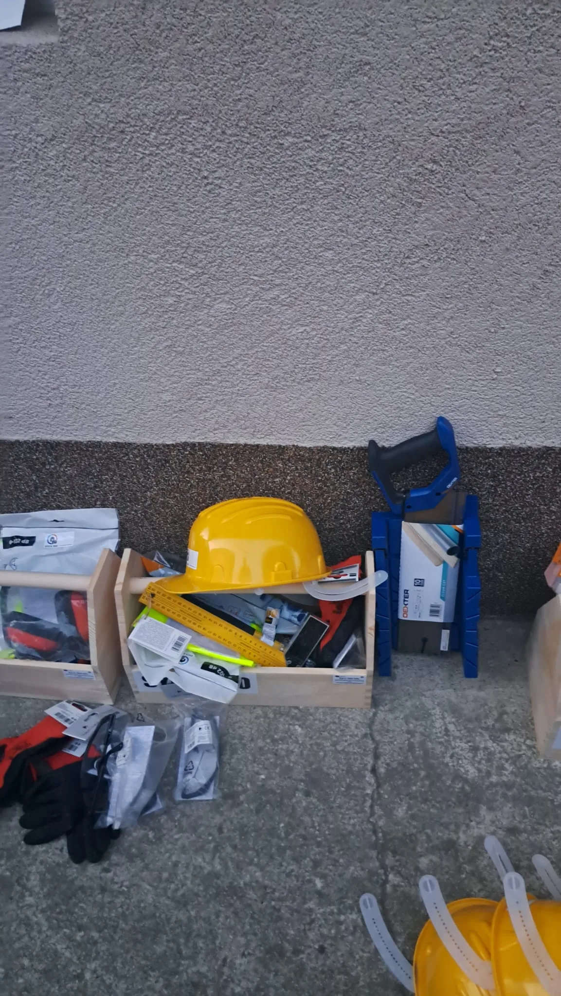 Trusa de scule pentru parchetar oferită de SYCS 360